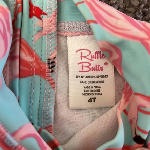 Rufflebutts swimsuit. Size 4t - Picture 2 of 4